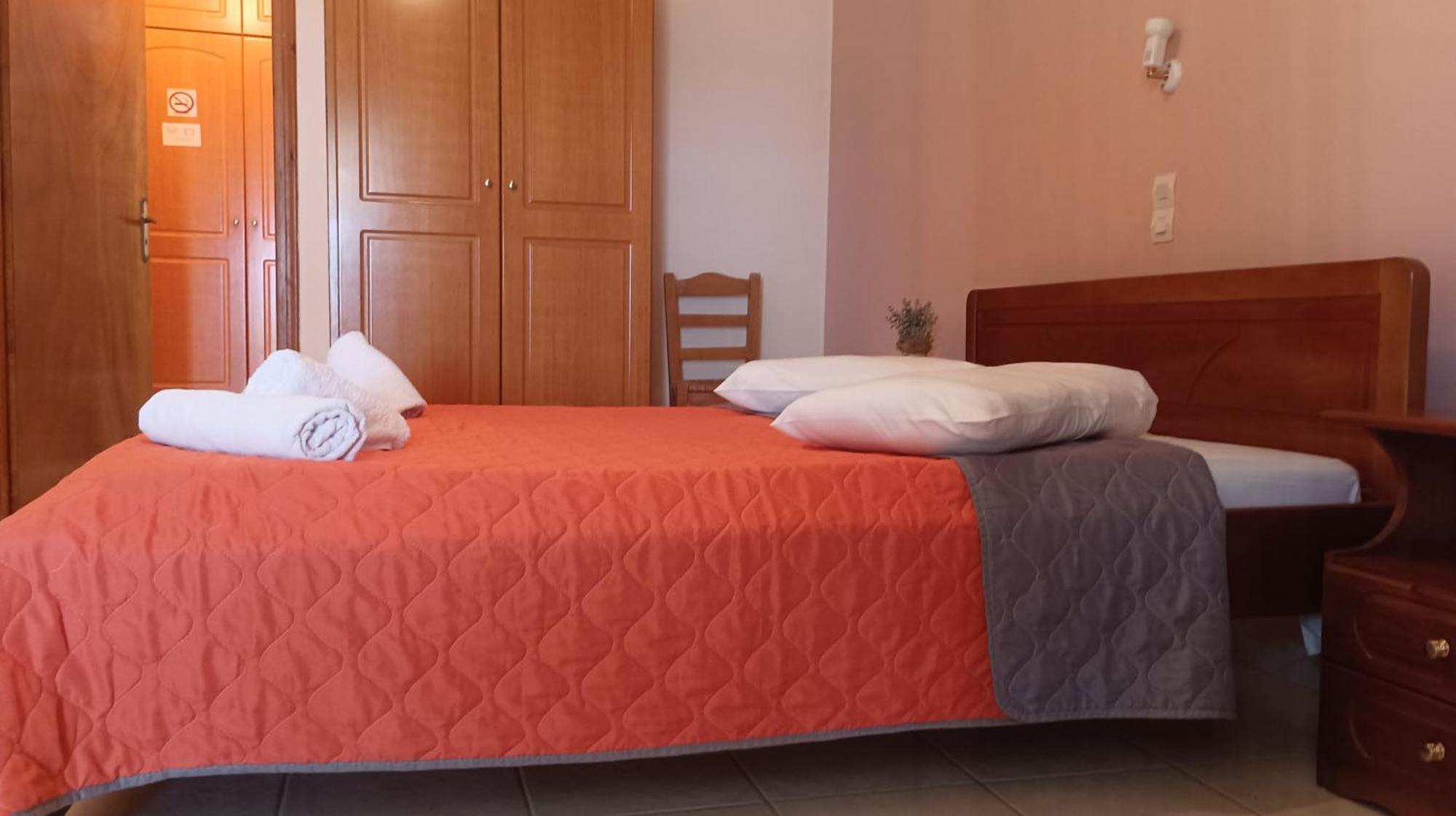 Studios Zaritsi Тирос Экстерьер фото